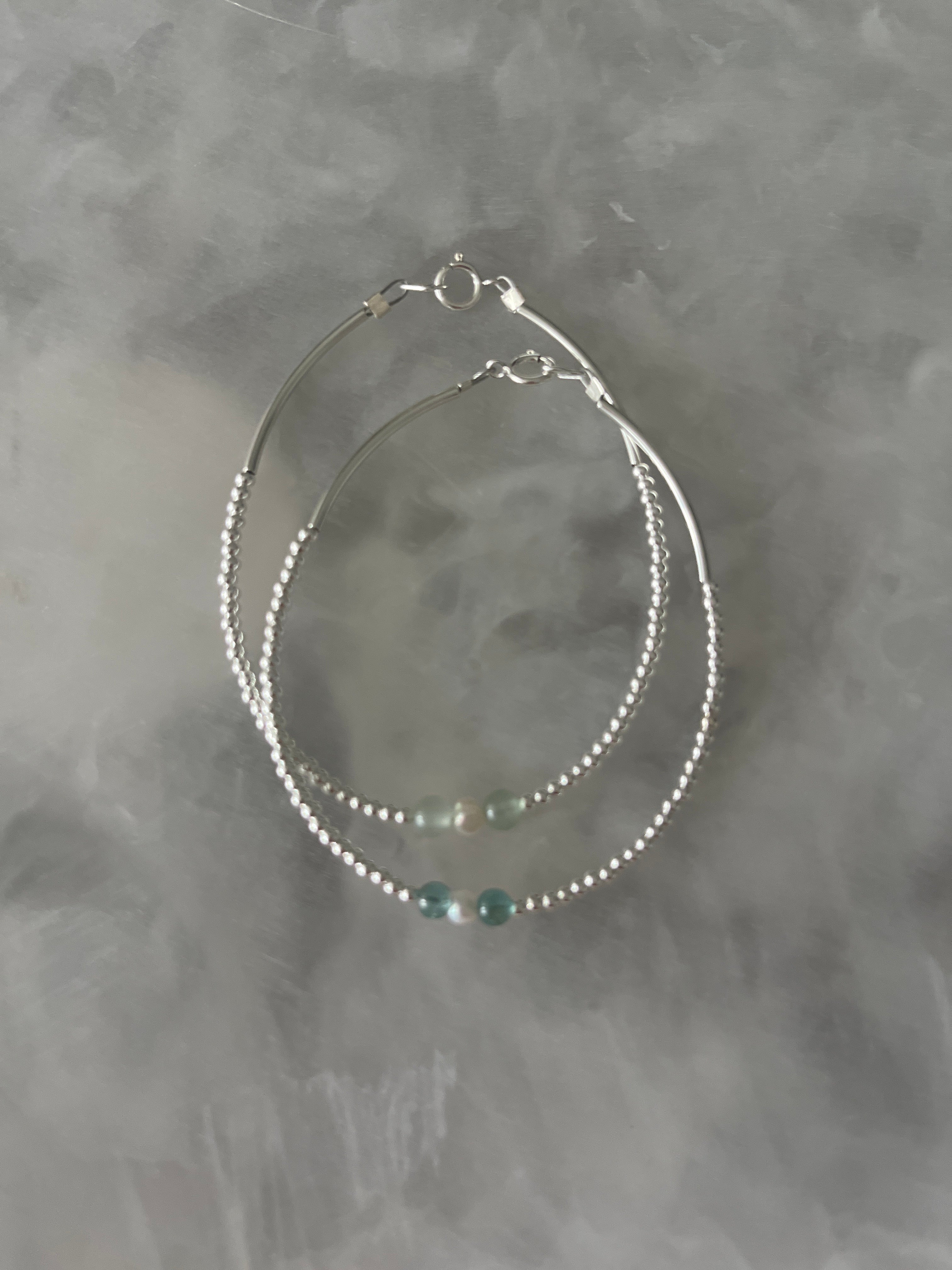 Solid silver bracelet with chrysoprase & freshwater pearl