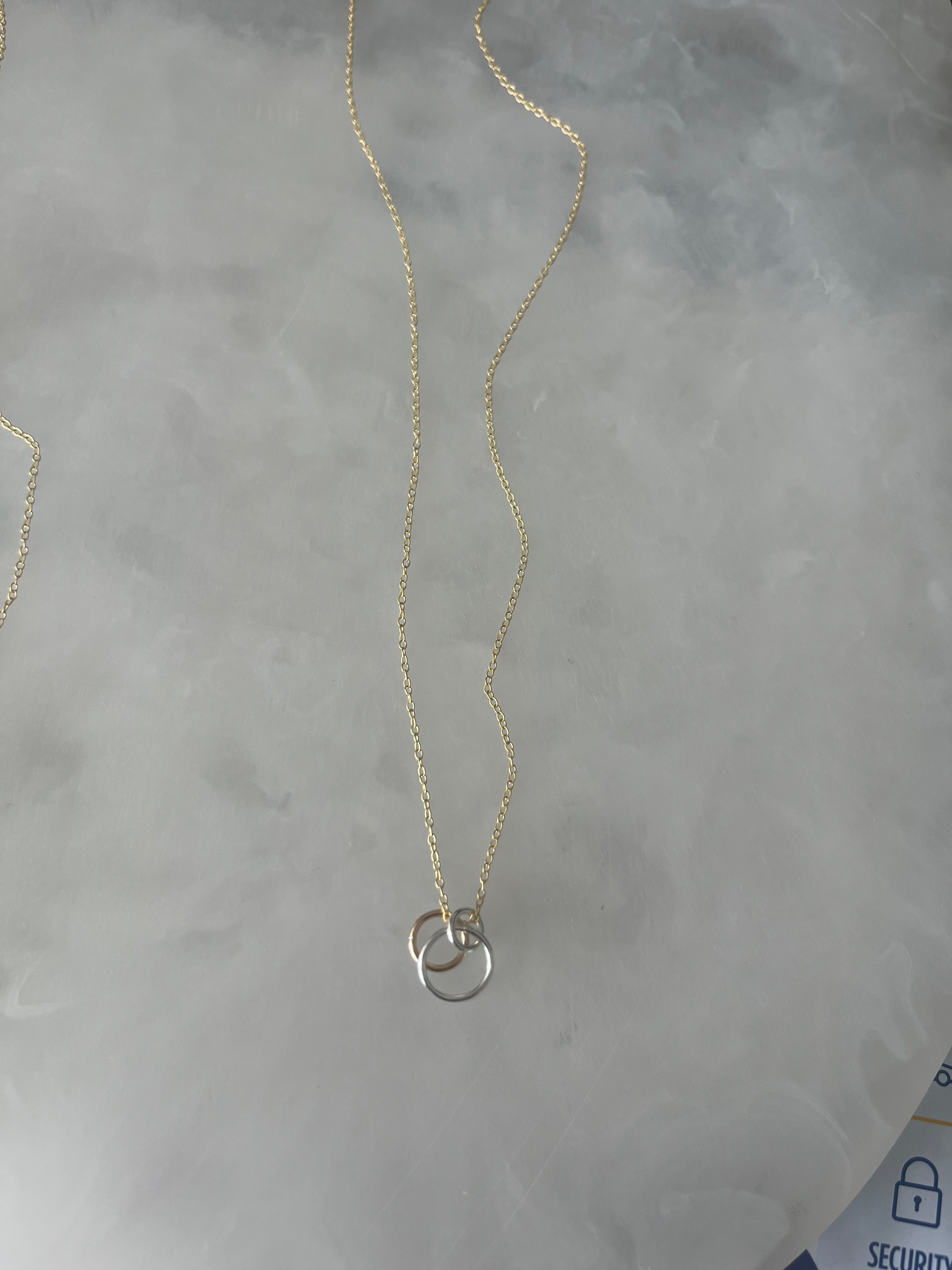 Gold chain with silver and gold circles