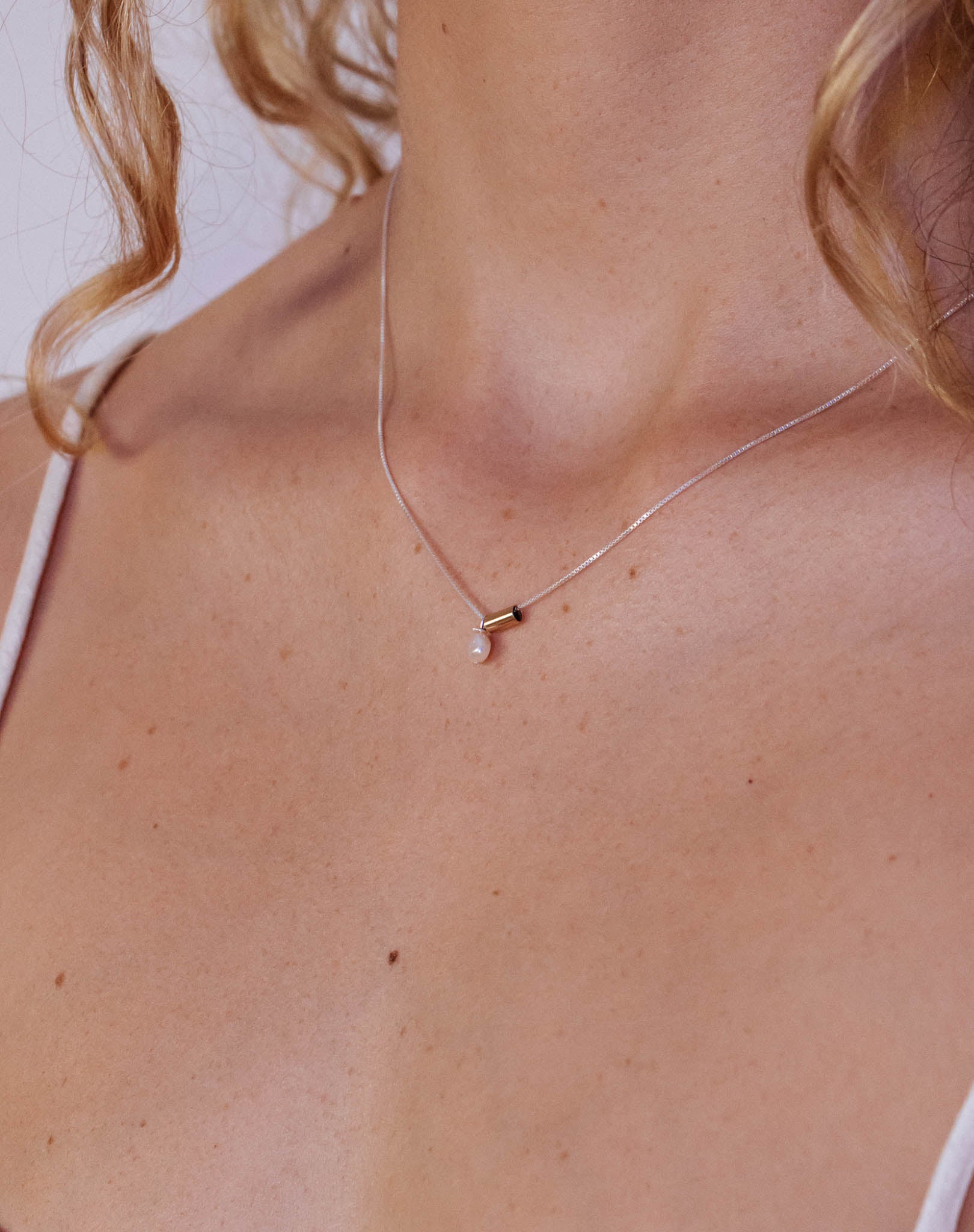 Gold Necklace With Freshwater Pearl And Gold Bar.