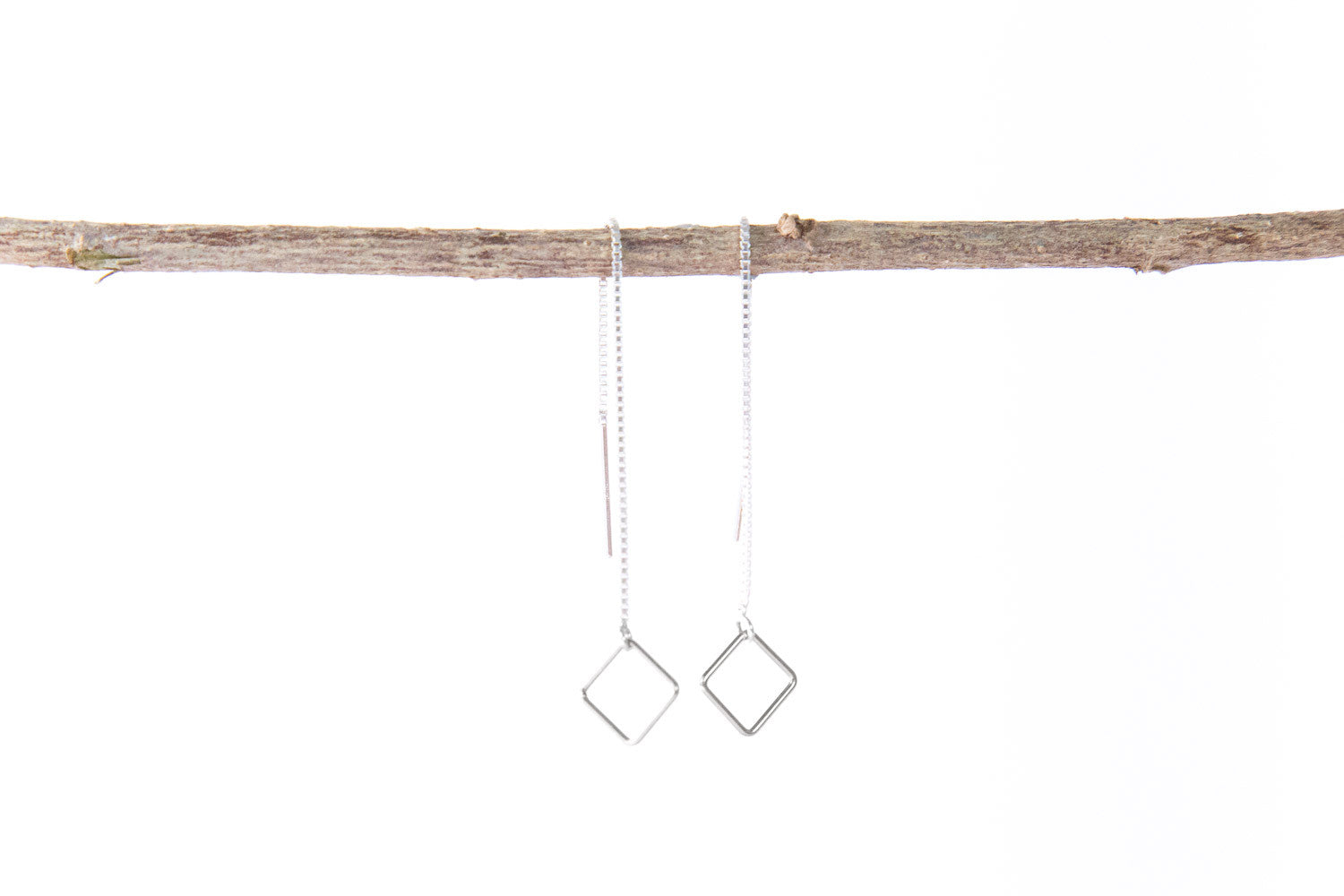 Thread earring with Silver Square Drop