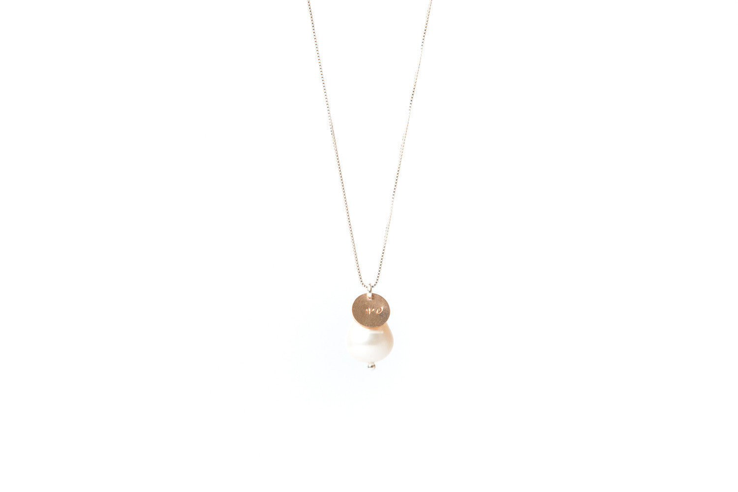 Rolled Rose Gold 'XO' with Freshwater Pearl Necklace