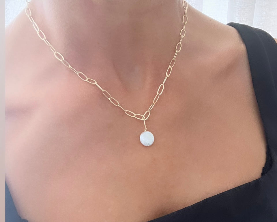 Gold Necklace With Pearl