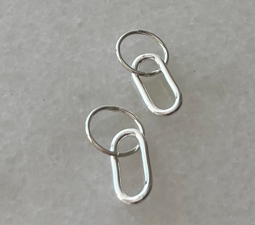 Silver sleepers with rectangle drop