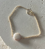 Gold Chain Bracelet With Flat Pearl