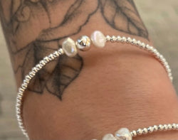 Solid Silver bracelet with freshwater pearls